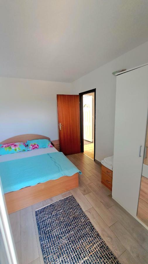 Apartment Gajac C72 Novalja Eksteriør billede